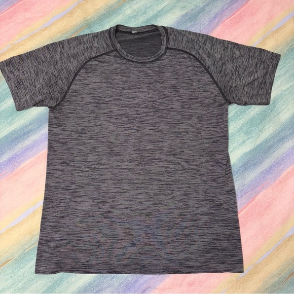 Lululemon Men’s Metal Vent Tech Short Sleeve Shirt 2.0 - Black/Gray size L - Picture 1 of 5